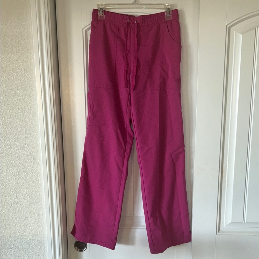 Healing Hands woman’s Fuchsia Joggers scrubs